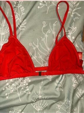 SKIMS Bralette in Poppy-RARE